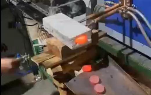 超音频91视频黄色下载大全加热炉 铁饼自动送料上料加热处理