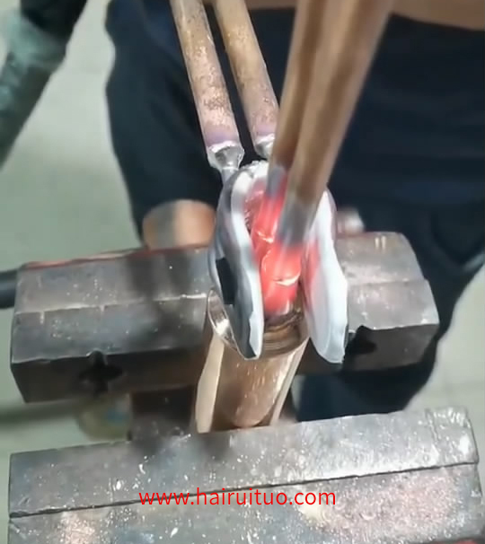 铜管焊接用手持高频91视频黄色下载大全加热设备，高频焊机