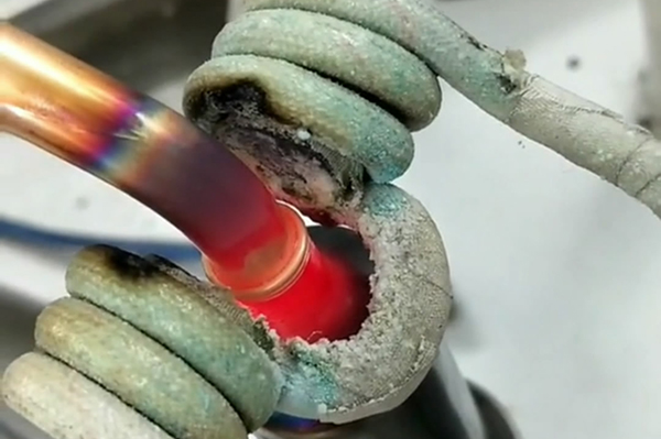 不锈钢管和铜管钎焊在一起，异种金属焊接用高频焊机