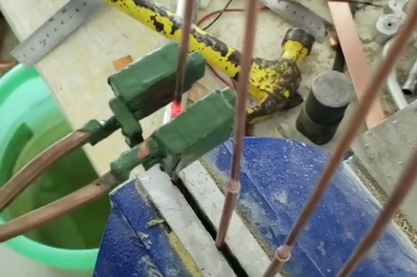 手持式高频加热机，高频焊机是焊接铜管工具