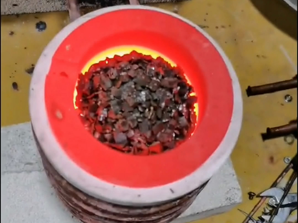 贵金属金银熔炼设备，小型高频熔炼炉